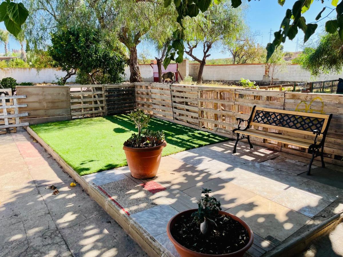 Estudio Adosado Acogedor Con Jardin, Barbacoa Y Parking Privado Alicante Exterior photo